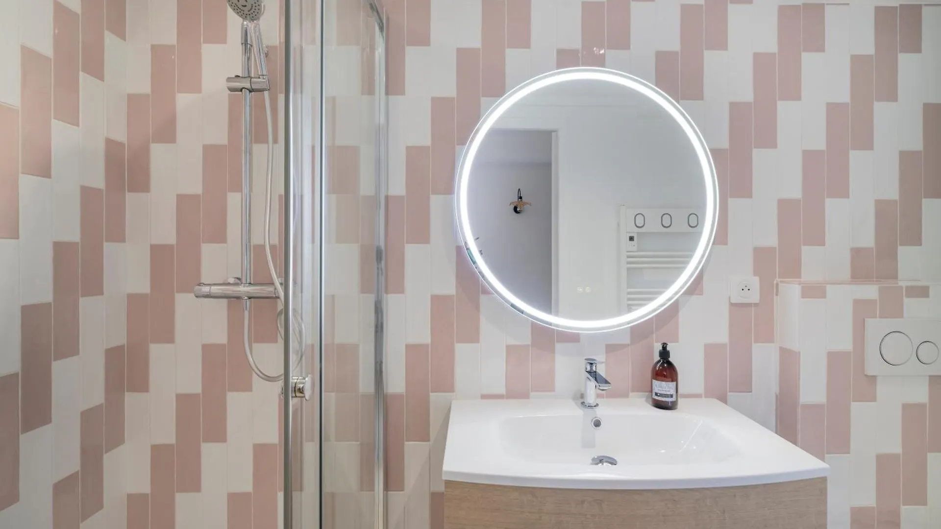 Appartement Monte Cristo - Appt Climatise Proche Des Plages Marseilles